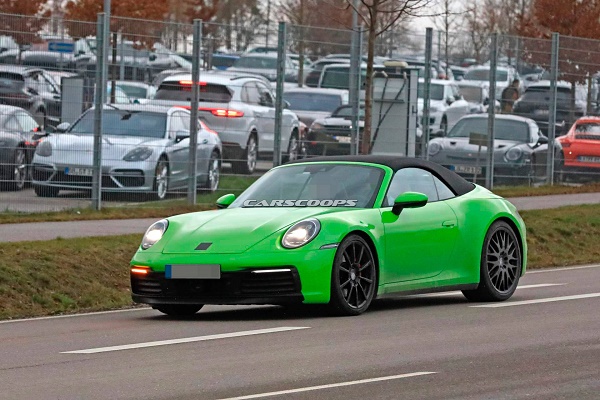 تصاویر اولیه از Porsche 911 مدل ۲۰۲۰ با سقف جمع‌شونده فاش شد