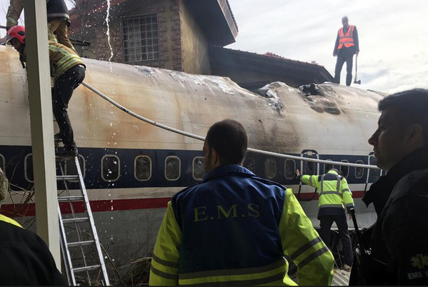 سقوط هواپیمای غیرمسافربری در زیبا دشت کرج+ تعداد مصدومان و فوتی‌ها