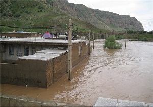 روستاهای شوشتر در محاصره سیلاب / انتقال ساکنین به محل امن