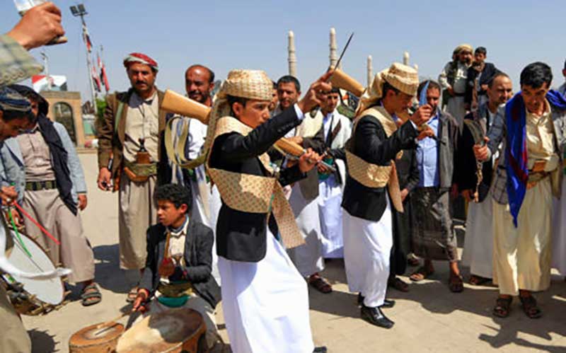 جشن ازدواج دسته جمعی فرزندان شهدا در یمن+تصاویر