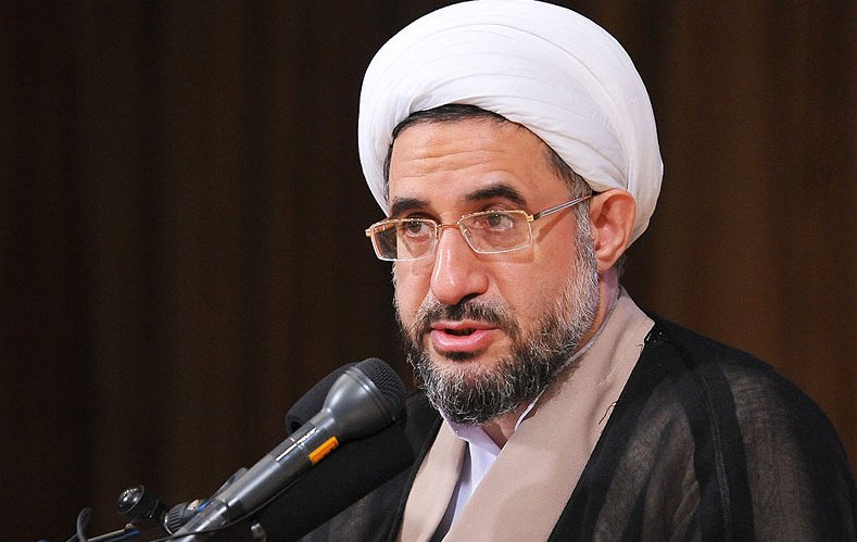 ما باید با کشور‌های مختلف اتحاد داشته باشیم