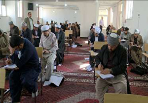 برگزاری آزمون تعیین سطح ویژه روحانیون اهل سنت در مهاباد