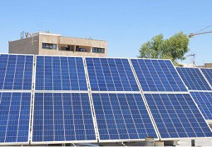 نصب بیش از ۱۲۰ نیروگاه خورشیدی خانگی در استان یزد تا پایان فصل بهار