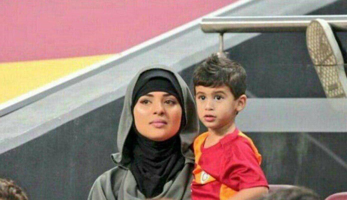 همسر بهترین بازیکن انگلیس با حجاب اسلامی /شفر با استقلال 2 ساله تمدید کرد