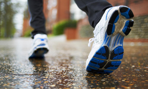 مهم‌ترین معیار‌های انتخاب کفش برای پیاده روی کدامند؟