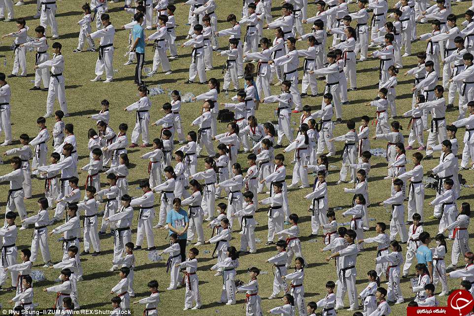 تلاش کره جنوبی برای شکستن رکورد گینس در نمایش تکواندو جهان + عکس