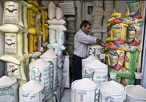توزیع اقلام ضروری مورد نیاز ماه رمضان در اردبیل