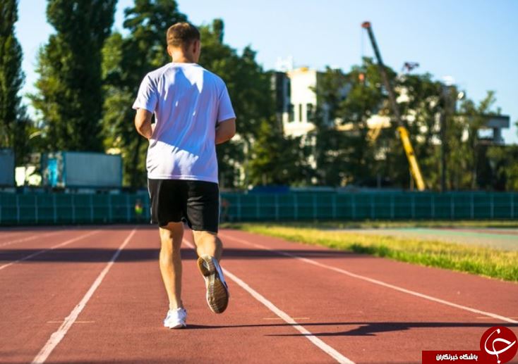 آیا میدانید؛ به عقب دویدن چه مزایایی دارد؟ / تاثیر برعکس دویدن بر لاغری/ ترفندی جالب و جذاب برای آب کردن ران و باسن