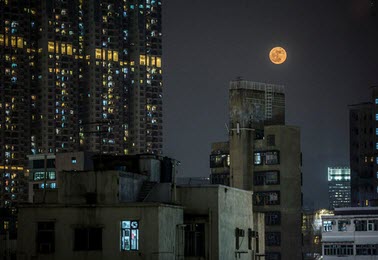 تصویر ماه در شهر های مختلف