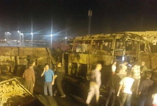اوباش از واژگونی اتوبوس در سنندج برای لاشخوری سیاسی استفاده کردند! +فیلم