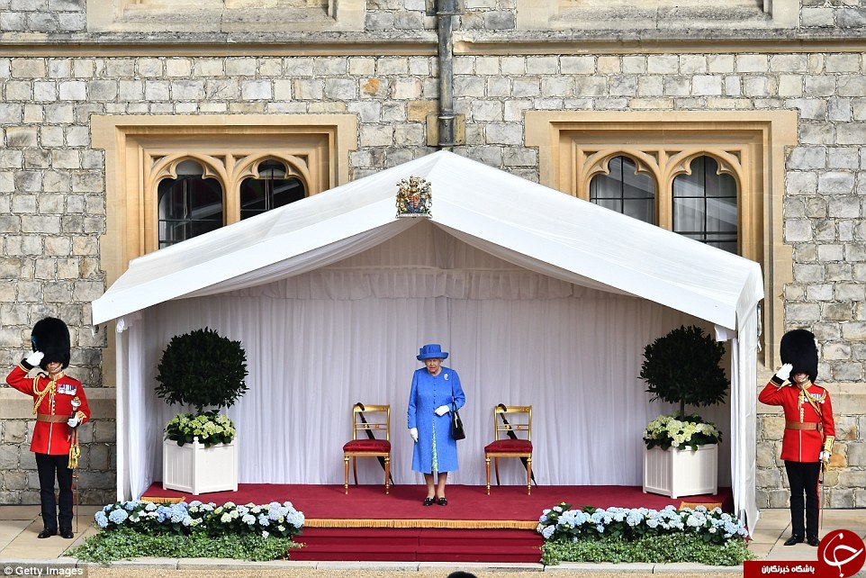 سنت شکنی‌های ترامپ در دیدار با ملکه انگلیس سوژه شد! + تصاویر