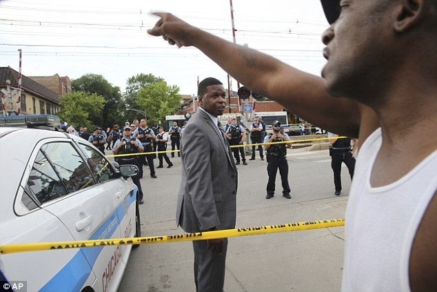 تظاهرات در شیکاگو در پی قتل یک مرد توسط پلیس+ تصاویر