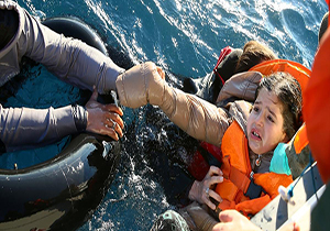 تراژدی غرق شدن آوارگان در دریای مدیترانه + فیلم