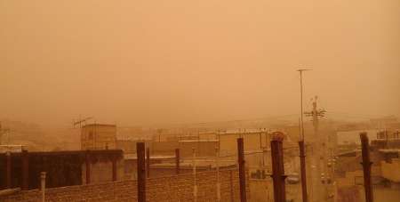 گردوخاک شعاع دید در خوزستان را کاهش داد
