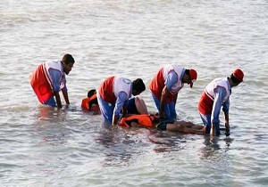 نجات بیش از 30 نفر از خطر غرق شدگی در رودخانه شوشتر