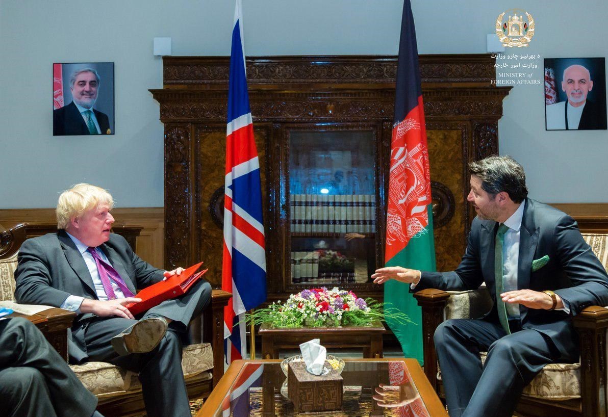 انگیزه اصلی سفر وزیر خارجه انگلیس به افغانستان لو رفت + عکس