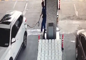 مصدوم شدن کارگر پمپ بنزین به دلیل بی احتیاطی یک راننده + فیلم