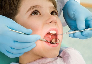 کم نشدن هزینه‌های دندان پزشکی در طرح تحول/ نبود نماینده‌ای از دندان پزشکی در شورای عالی سلامت و امنیت غذایی کشور