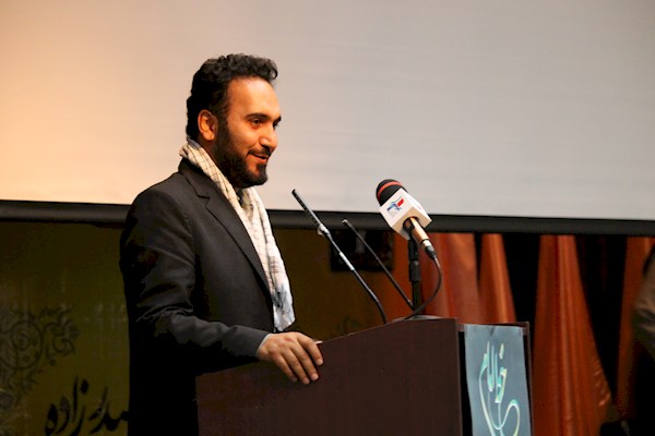 بسیج دانشجویی با یک نقشه عملیاتی در عرصه جنگ نرم حرکت کند/ تا کالک عملیاتی نداشته باشید نمی دانید شب به خط باید زد یا روز