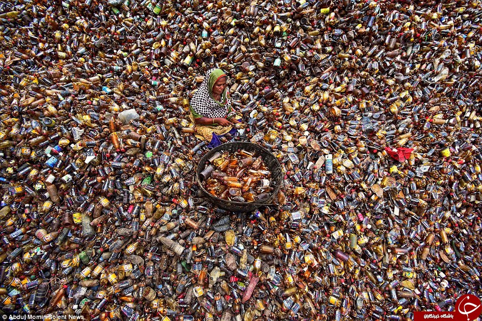 بطری‌های پلاستیکی در بنگلادش چگونه بازیافت می‌شوند؟+ تصاویر