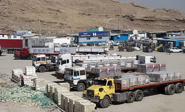 نظارت استاندارد بر کالاهای صادر شده از مرز مهران
