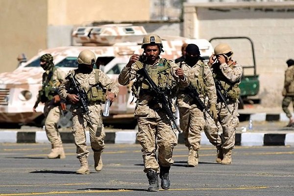 حمله توپخانه‌ای ارتش یمن به مواضع مزدوران سعودی در ساحل غربی