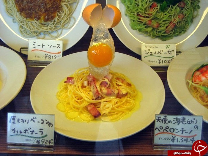 دلیل جالب ژاپنی ها برای تولید غذاهای پلاستیکی + تصاویر