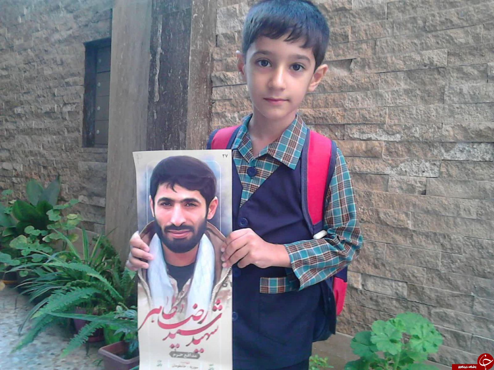 روز اول مدرسه فرزند شهید مدافع حرم+عکس