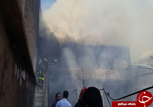 آتش سوزی مغازه لوازم تزئینات در شیراز