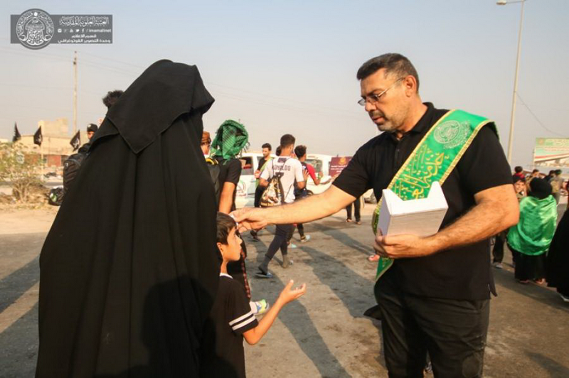 حرم حضرت علی(ع) پذیرائی از زائران اربعین را آغاز کرد+ تصاویر