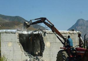 تخریب بنا‌های غیر مجاز در سوادکوه