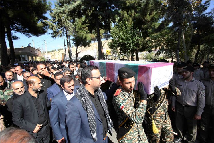 مراسم تشییع پیکر شهید گمنام دفاع مقدس در وزارت دفاع برگزار شد