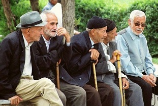 از هر ۱۰۰ اصفهانی ۱۱ نفر سالمند است
