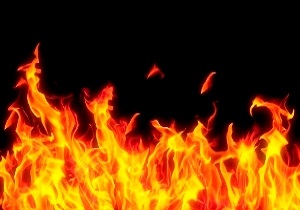 نجات جان دو کودک ارومیه‌ای از میان زبانه‌های سوزان آتش