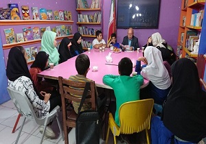 برگزاری نشست جمع خوانی کتاب «امام حسین (ع)» در هندیجان