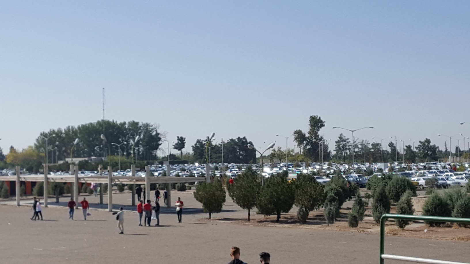 حاشیه‌های پیش از دیدار پرسپولیس و السد در ورزشگاه آزادی
