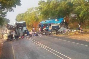 ۴۷ کشته در حادثه برخورد دو اتوبوس در زیمبابوه