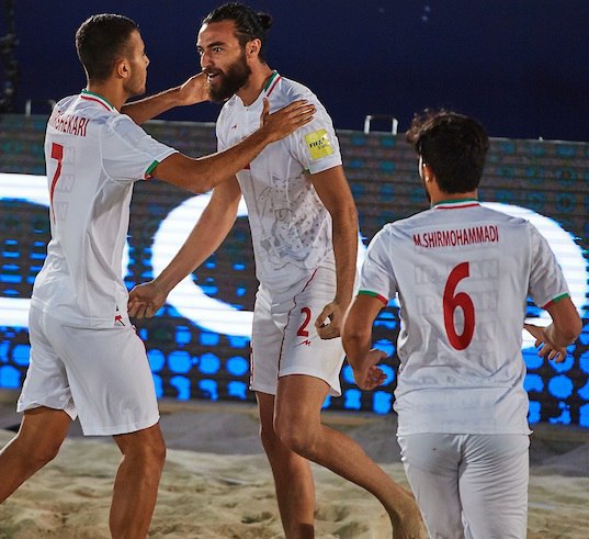 ایران ۴ - روسیه ۲ / در روز نایب قهرمانی پرسپولیس، فوتبال ساحلی قهرمان بین قاره‌ای جهان شد