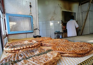 فعالیت ۷۰۰ واحد نانوایی در استان سمنان/انجام ۶ هزار بازرسی از نانوایی‌ها