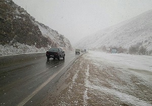 بارش برف و باران در محور‌های مواصلاتی استان قزوین
