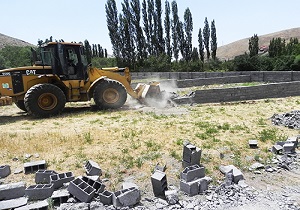 تخریب 16 هکتار از ساخت و سازهای غیرمجاز در باغملک