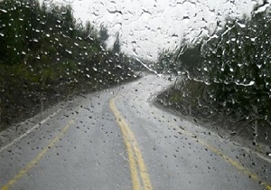 بارش باران و برف در روز‌های پایانی فصل پاییز/کاهش ۴ تا ۵ درجه‌ای دمای هوا در استان