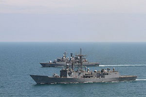 بالا گرفتن تنش‌ها در پی عبور کشتی‌های نظامی اوکراین از آب‌های روسیه