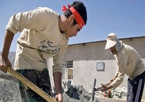 فعالیت ۲۰ جهادگر قمی برای احداث خانه در مناطق محروم روستایی