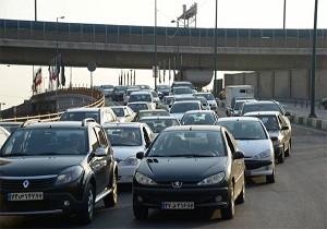 ترافیک صبحگاهی معابر بزرگراهی شهر تهران در صبح یکشنبه