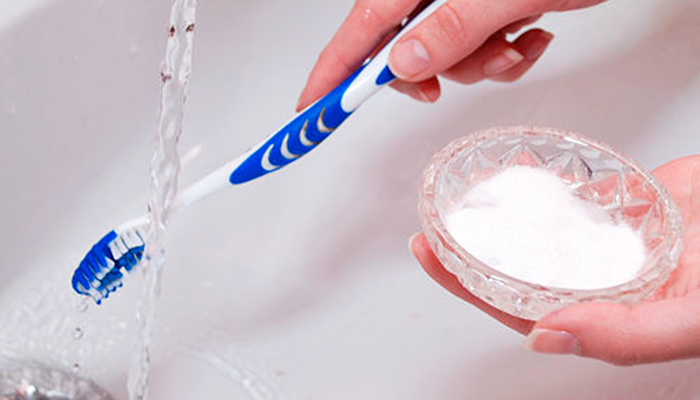 ۶ راه طبیعی سفید کردن دندان‌ها/ هشدار؛ این روش‌های سفیدی دندان خطرناک هستند