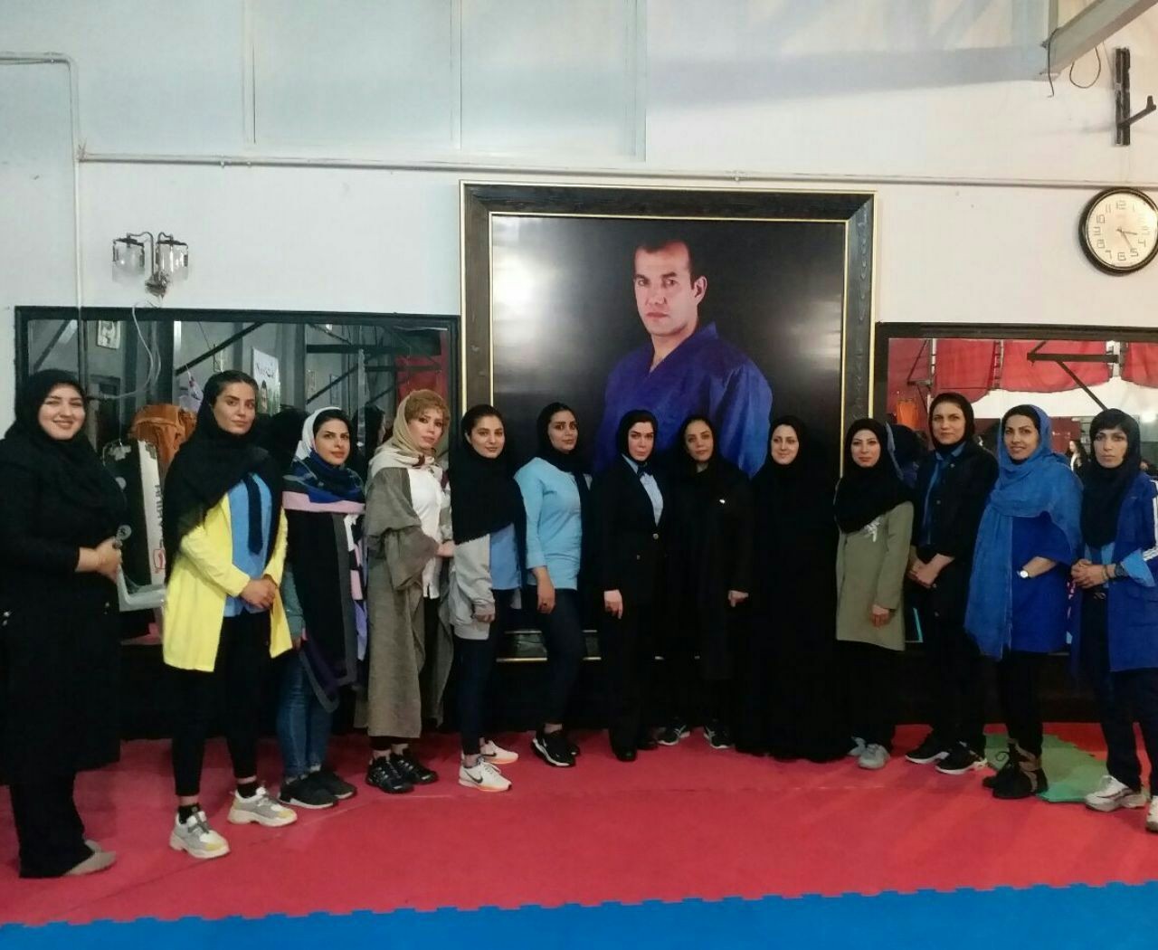 قهرمانی بانوان رزمی کار آستانه اشرفیه در مسابقات موی تای