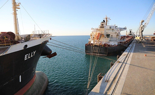 پهلوگیری بزرگترین کشتی حامل محموله وارداتی مواد اولیه در تاریخ بندر چابهار