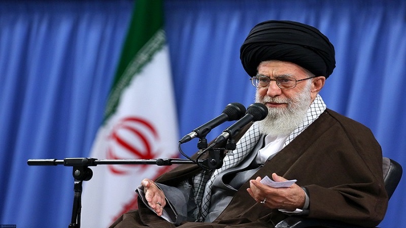 تصویری از انگشتر رهبر انقلاب به نام مبارک حضرت زینب کبری (س)