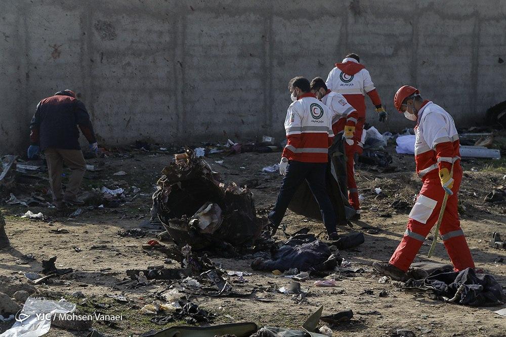 سقوط هواپیمای مسافربری در شهریار  تصاویر